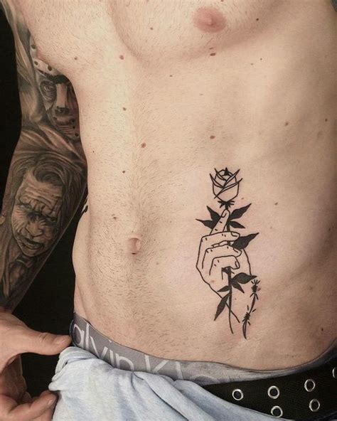 tatuajes para hombres en el abdomen|Tatuaje hombre abdomen